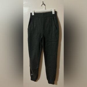 Men’s Holloway 60/40 Charcoal Gray Joggers  Size Small   NWT
